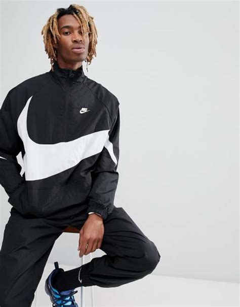 nike jacke herren mit großem logo